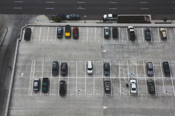 parking-voitures-places