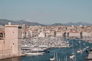 location parking marseille 3